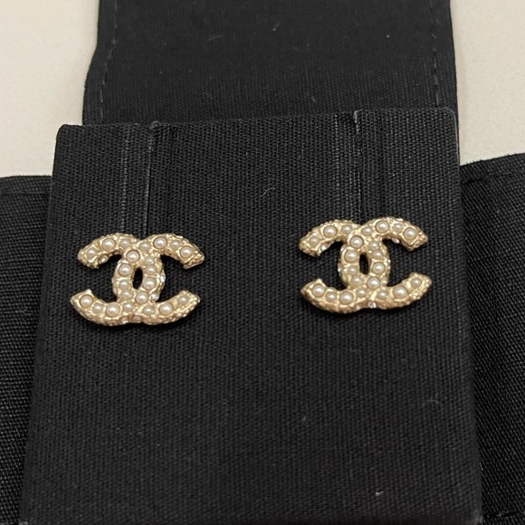 ‼️SOLD‼️ - Picture 2 of 6